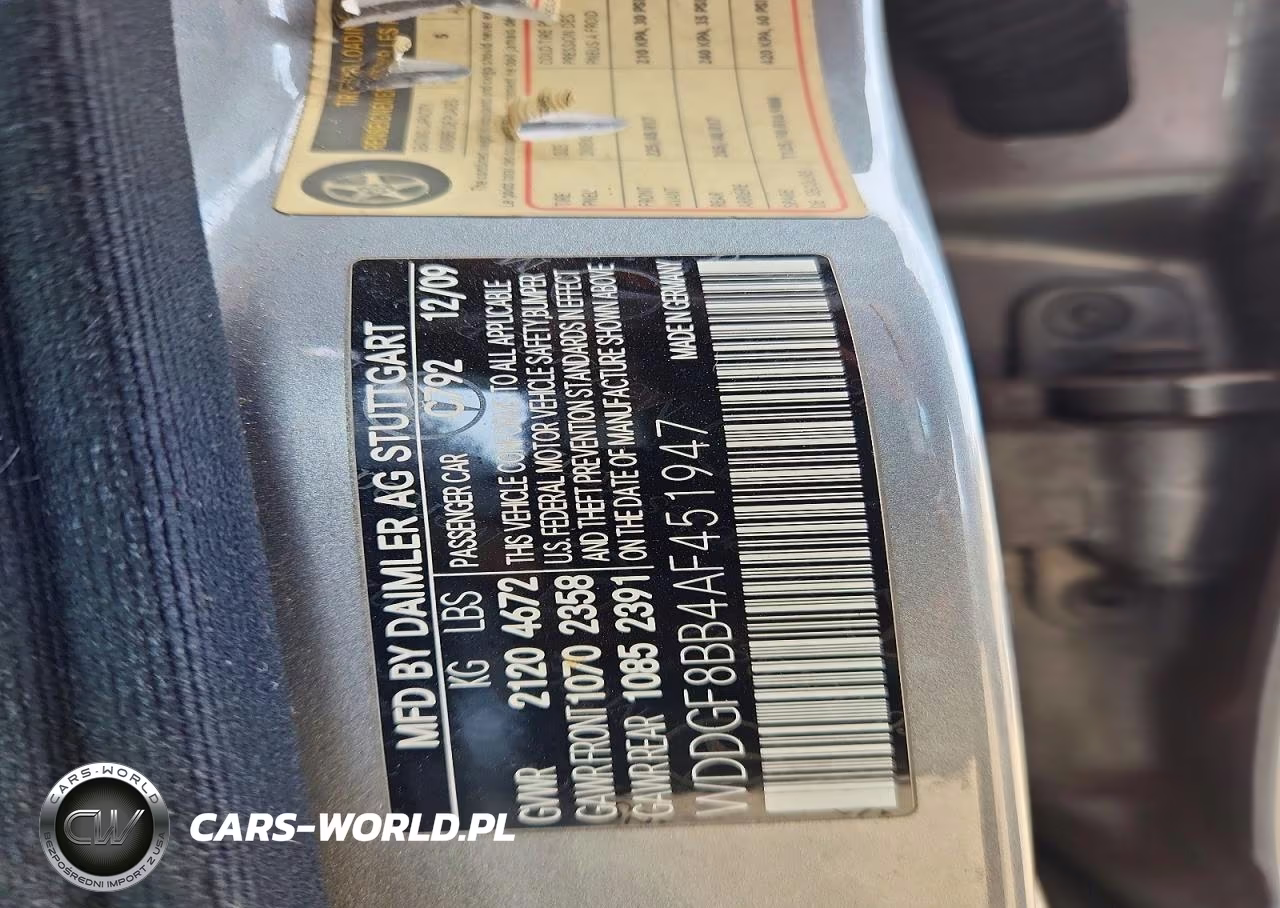 2010 Mercedes-Benz C 300 4Matic VIN:WDDGF8BB4AF451947 - 12