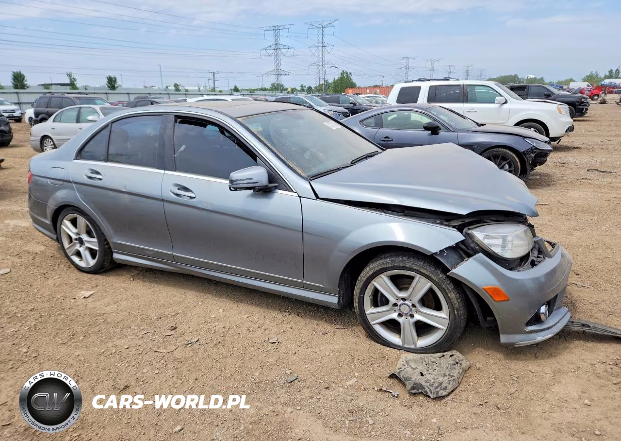 2010 Mercedes-Benz C 300 4Matic VIN:WDDGF8BB4AF451947 - 4