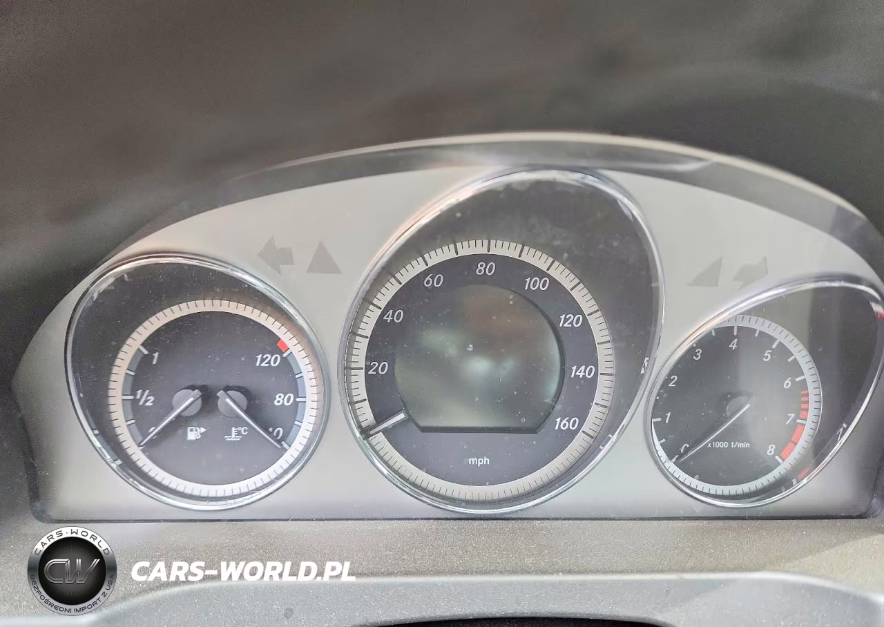 2010 Mercedes-Benz C 300 4Matic VIN:WDDGF8BB4AF451947 - 9