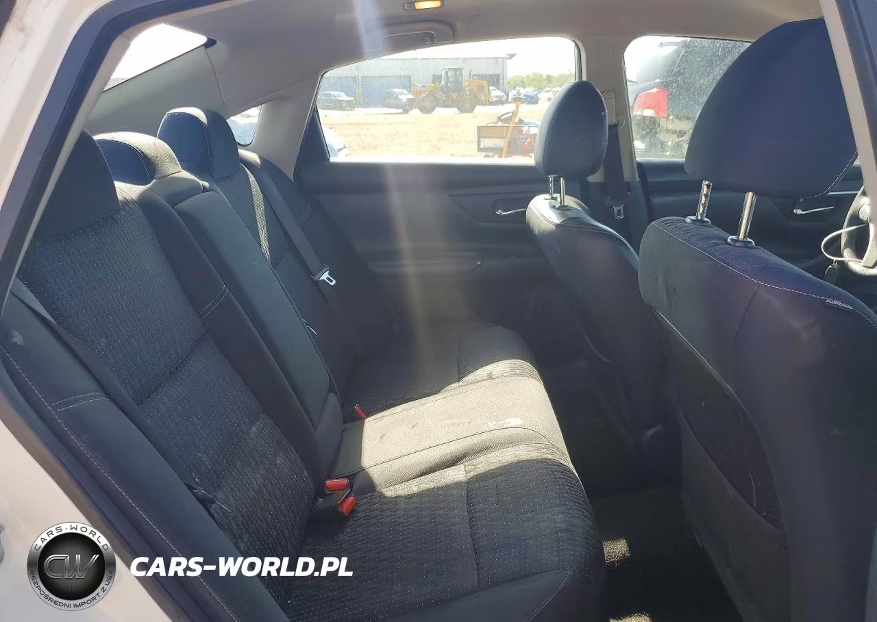 2016 Nissan Altima 2.5 S VIN:1N4AL3AP1GC255845 - 10