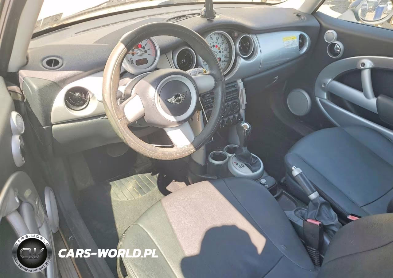 2006 Mini Cooper VIN:WMWRC33576TJ75180 - 8