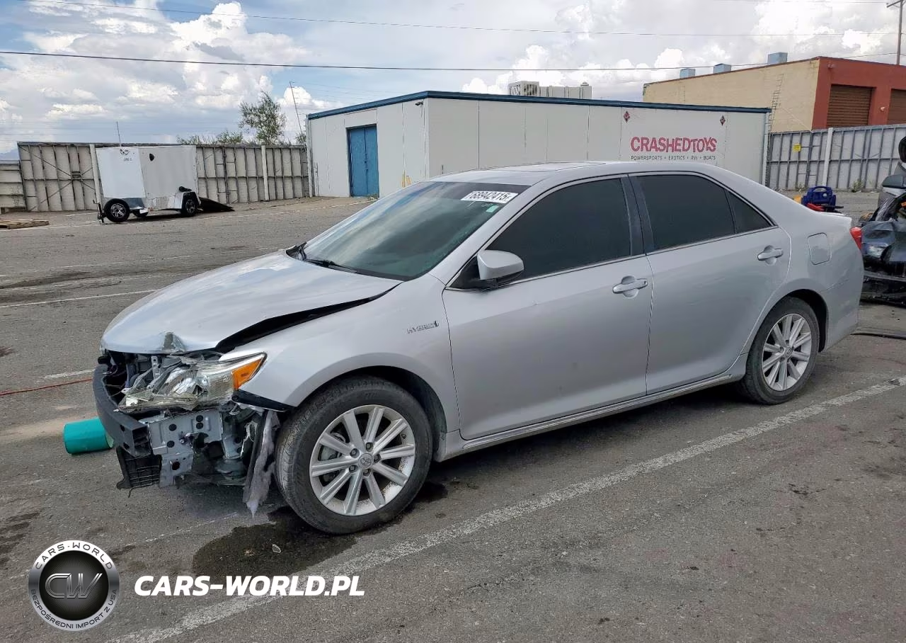 2013 Toyota Camry Hybrid