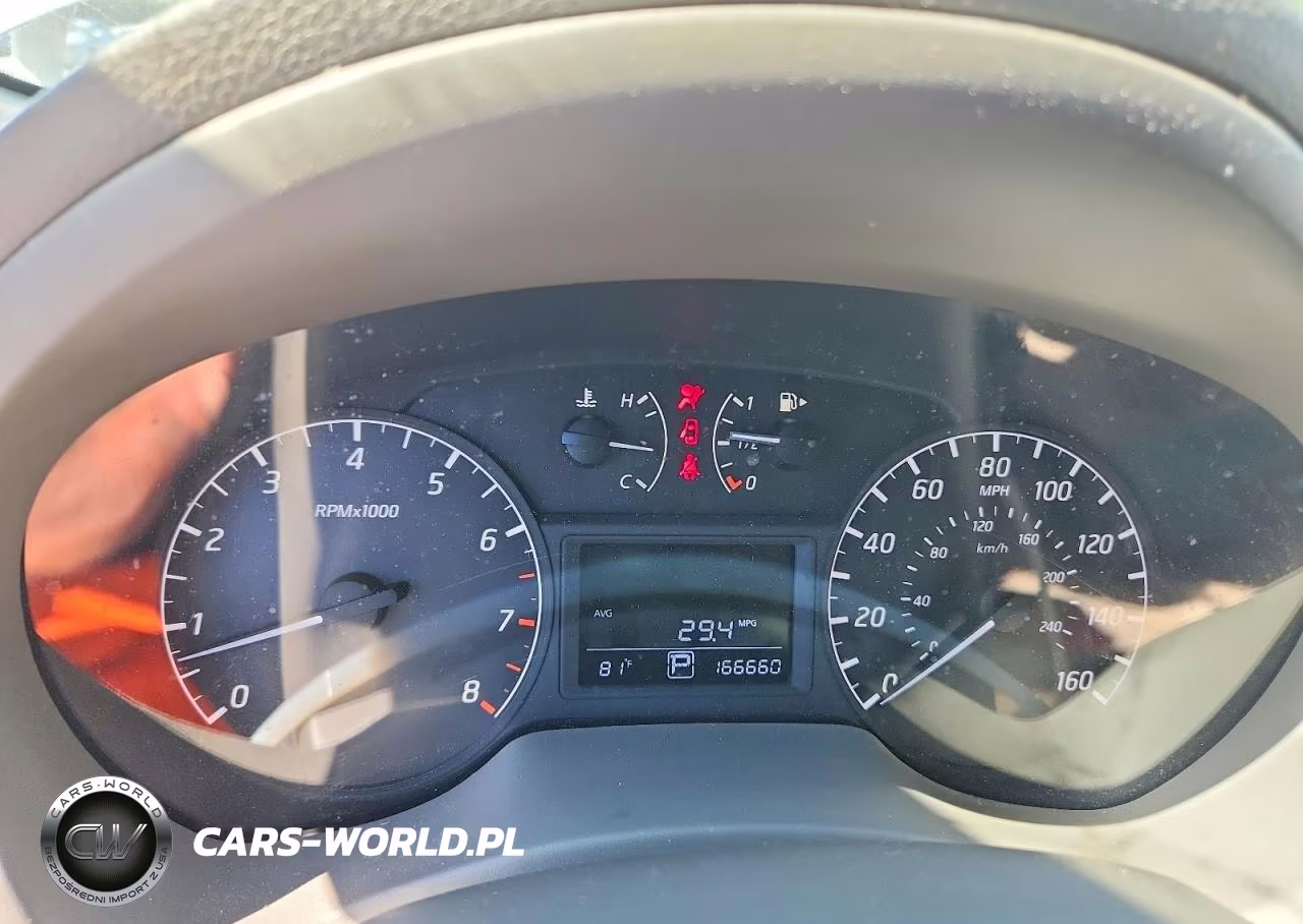 2014 Nissan Sentra S VIN:3N1AB7APXEY243236 - 9