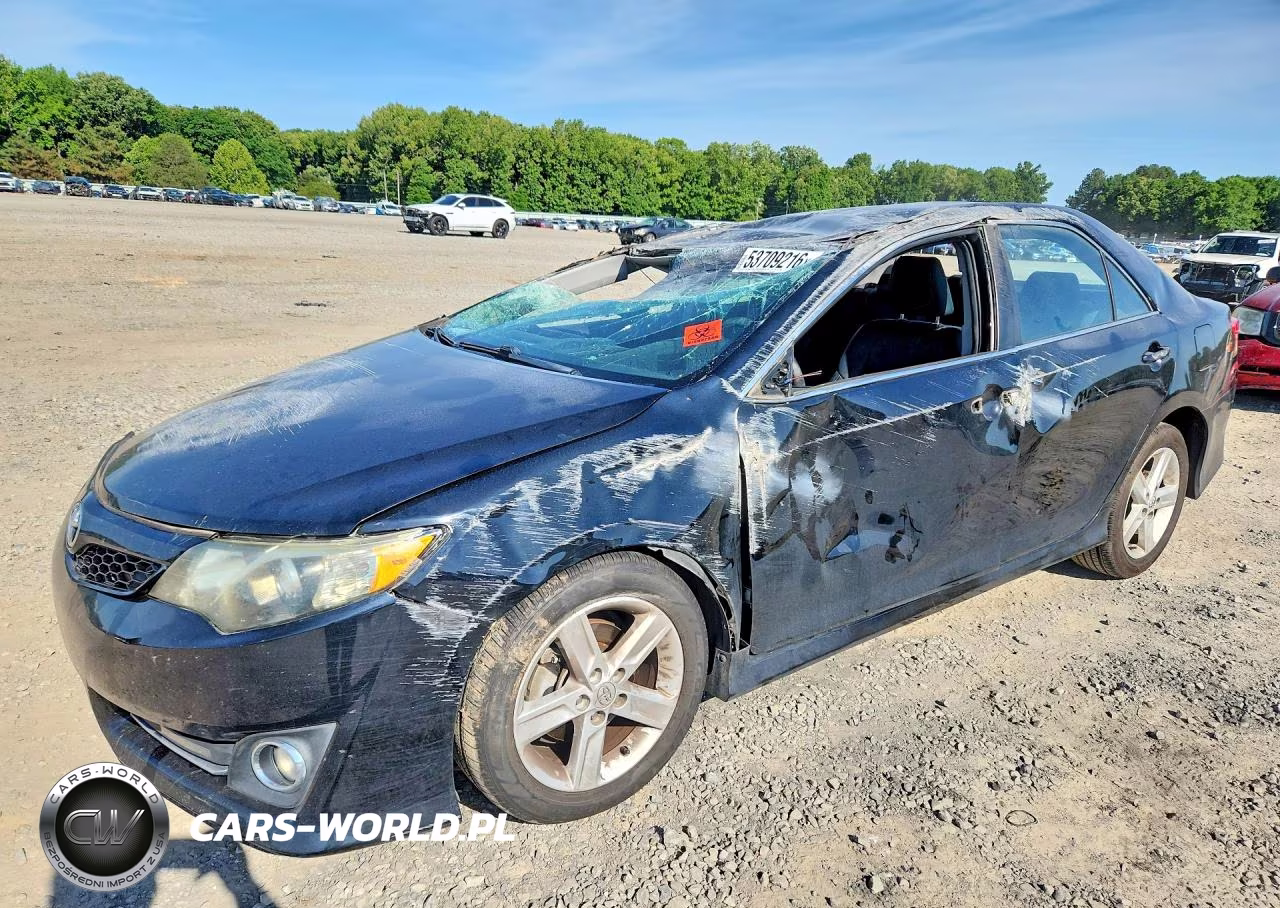2014 Toyota Camry Se – zdjęcie 1 z 12