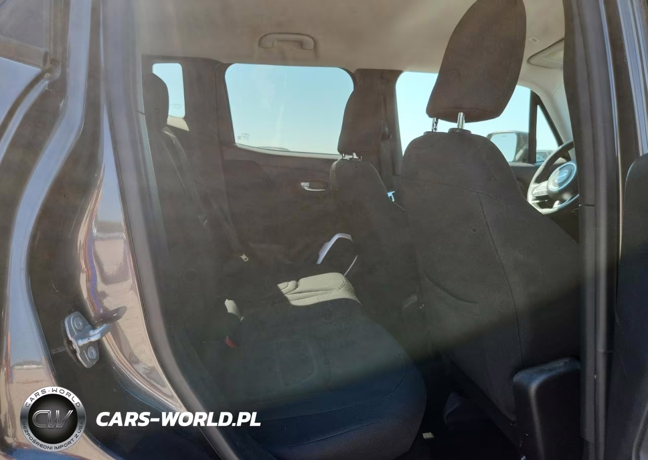 2018 Jeep Renegade Latitude VIN:ZACCJABB3JPH57730 - 11