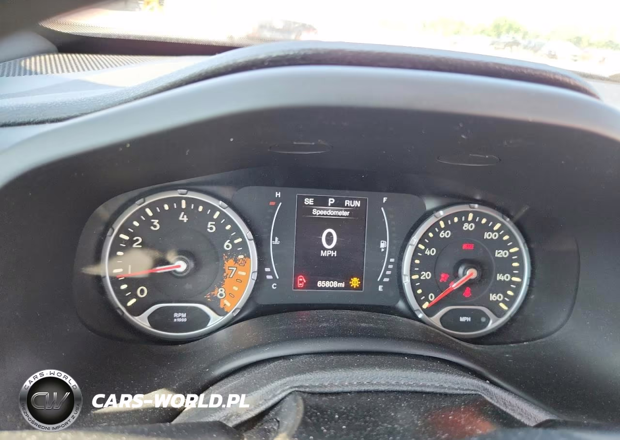 2018 Jeep Renegade Latitude VIN:ZACCJABB3JPH57730 - 9
