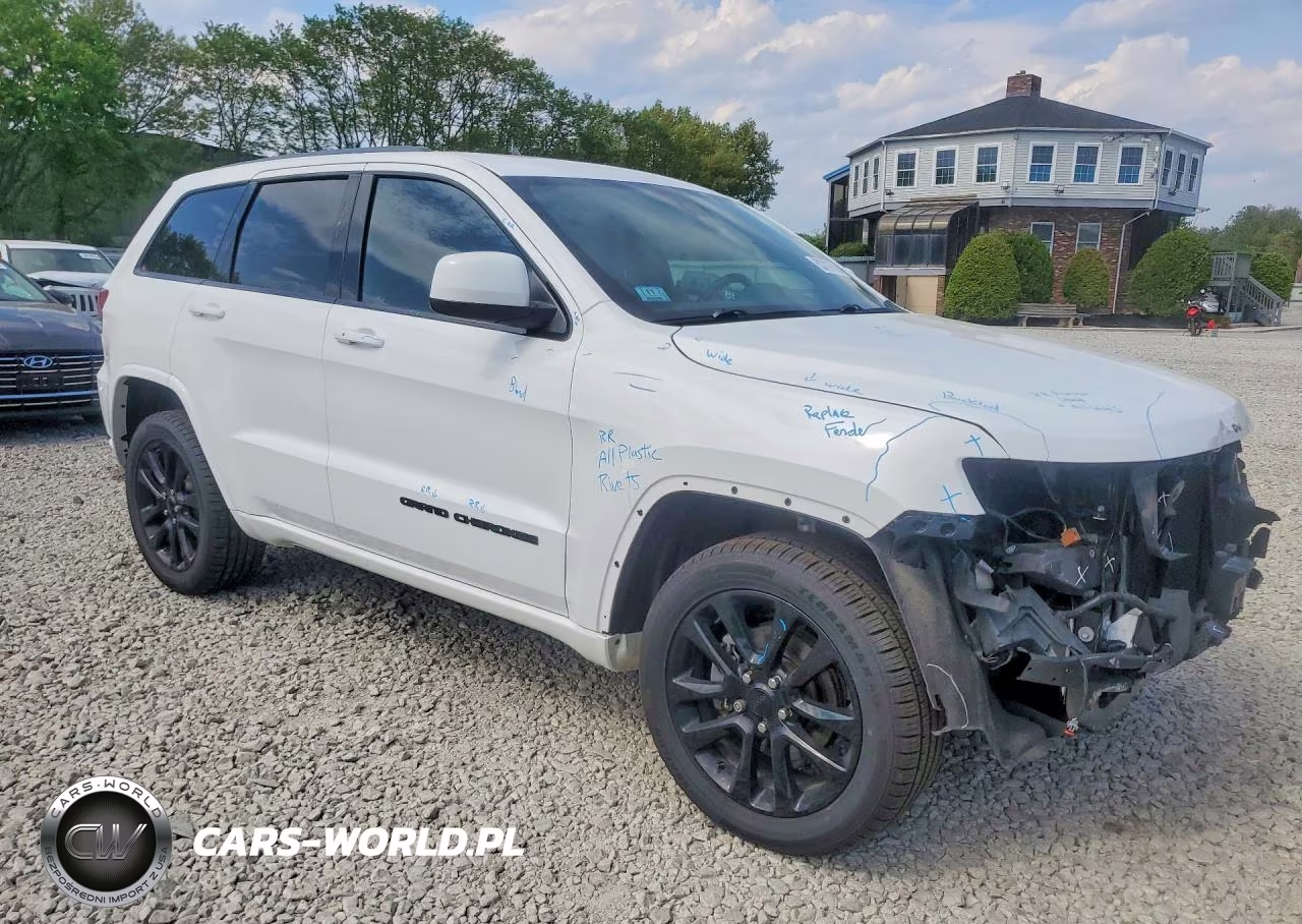 2020 Jeep Grand Cherokee Laredo VIN:1C4RJFAG3LC200473 - 4