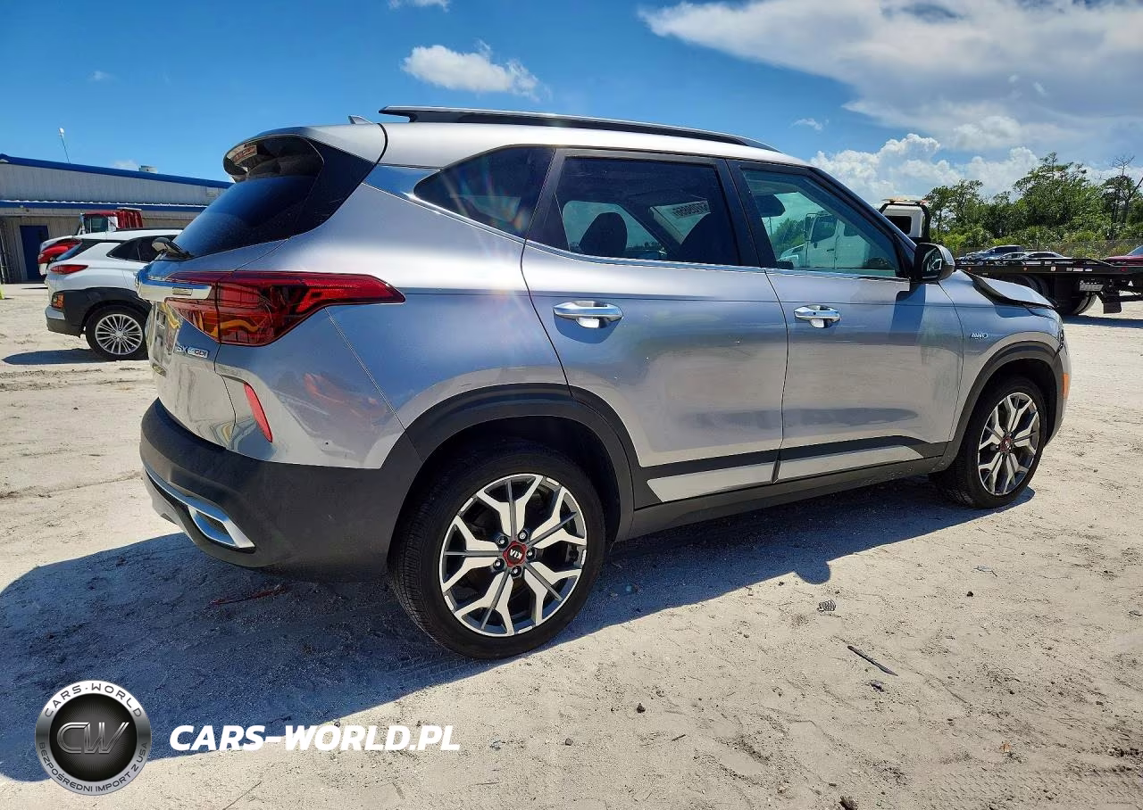 2021 Kia Seltos Sx VIN:KNDETCA2XM7108735 - 3