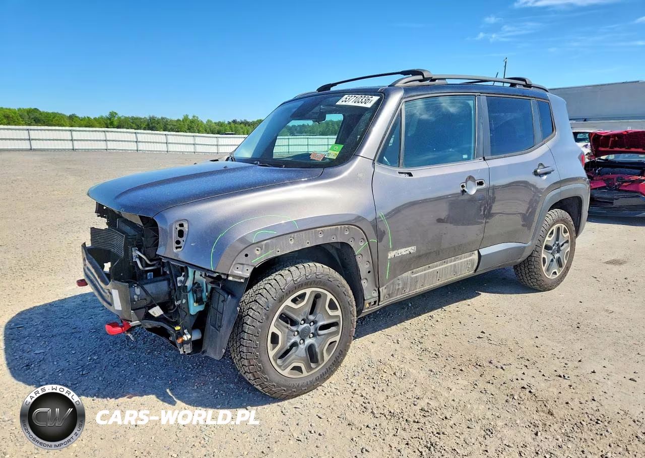 2016 Jeep Renegade Trailhawk