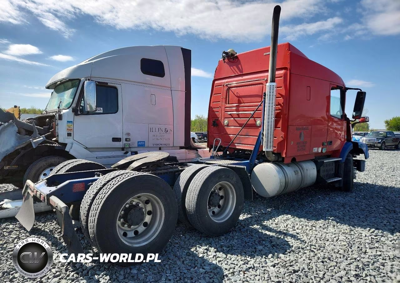 2015 Volvo Vnm Semi Truck VIN:4V4MC9EHXFN927728 - 4
