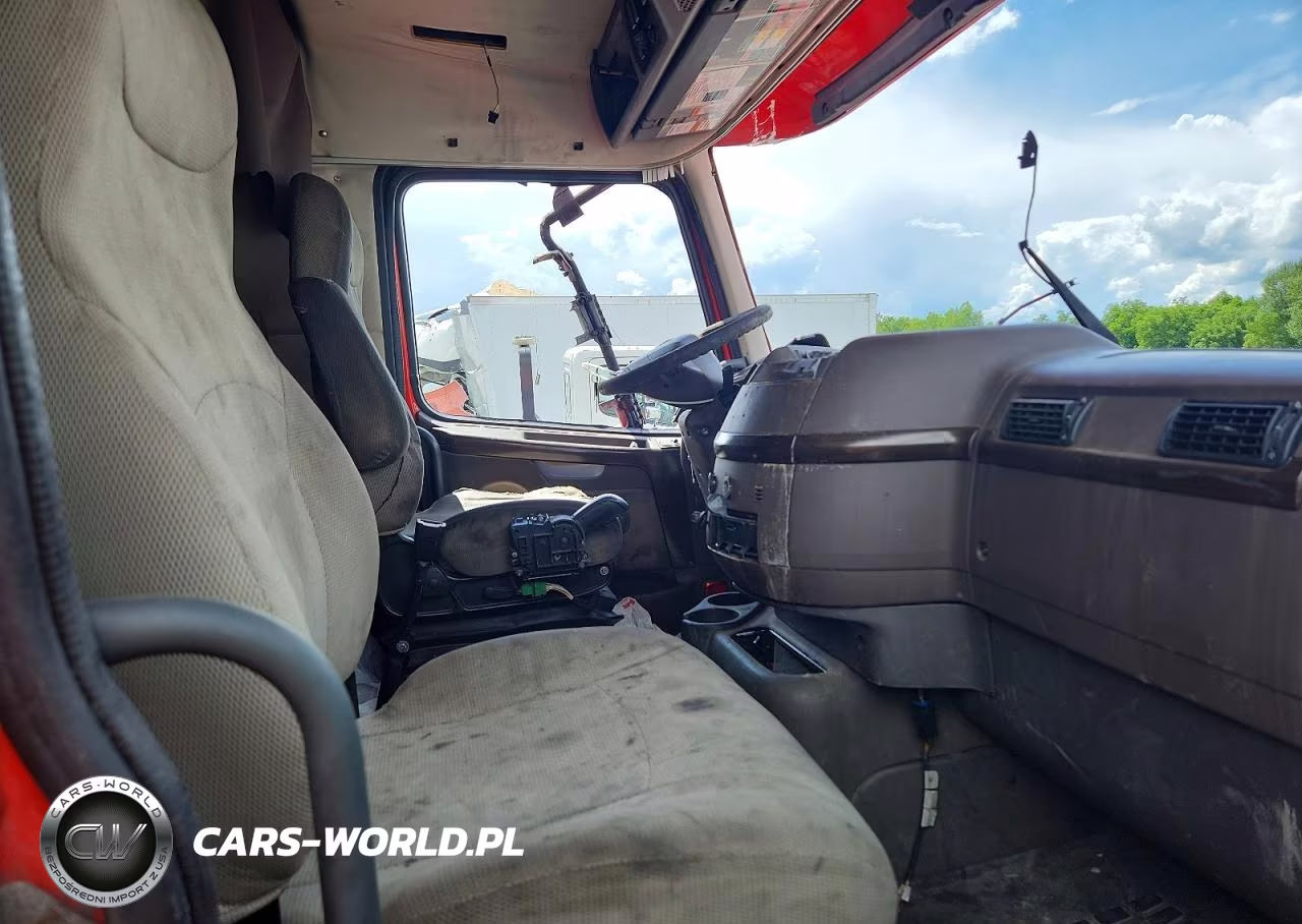 2015 Volvo Vnm Semi Truck VIN:4V4MC9EHXFN927728 - 5