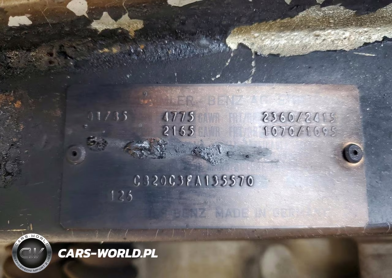1985 Mercedes-Benz 300 Sd VIN:WDBCB20C3FA135570 - 12