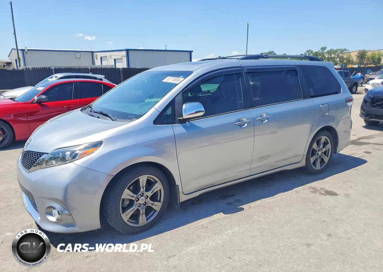 2017 Toyota Sienna Se