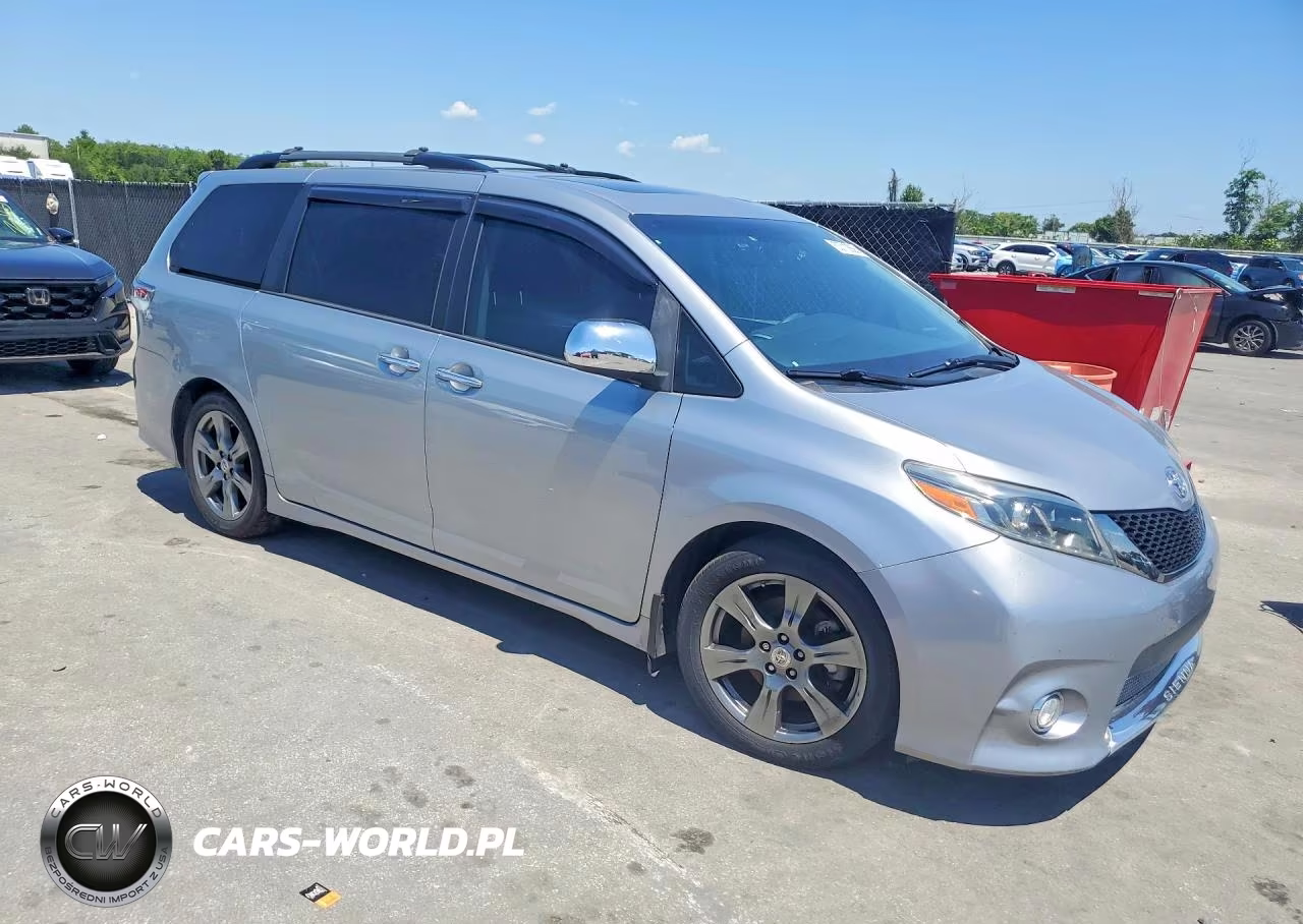 2017 Toyota Sienna Se VIN:5TDXZ3DC1HS870357 - 4