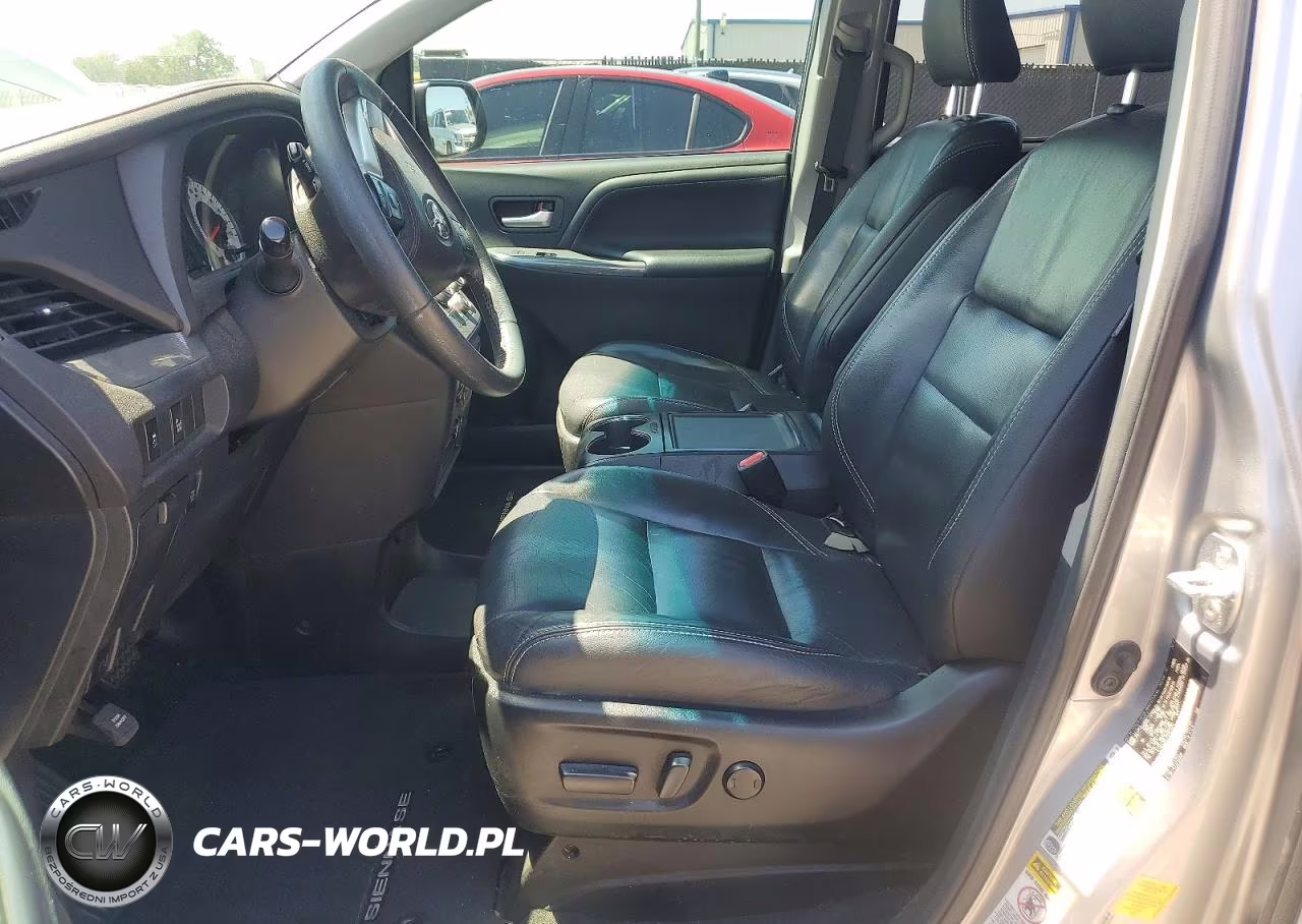 2017 Toyota Sienna Se VIN:5TDXZ3DC1HS870357 - 7