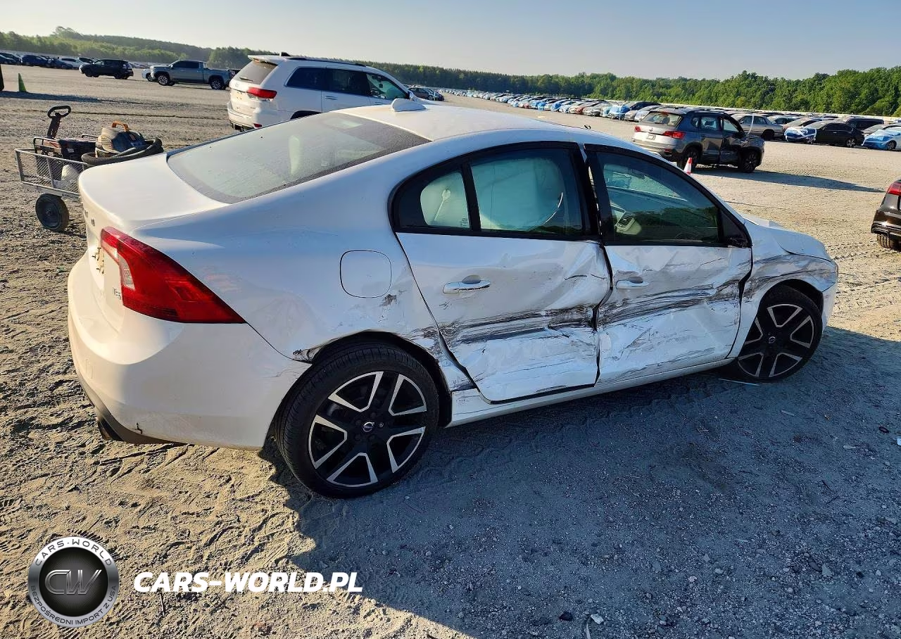 2017 Volvo S60 VIN:YV126MFL3H2434407 - 3