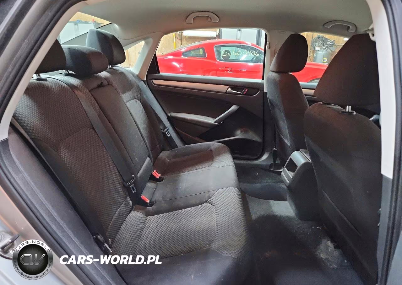 2012 Volkswagen Passat S VIN:1VWAH7A39CC026711 - 10