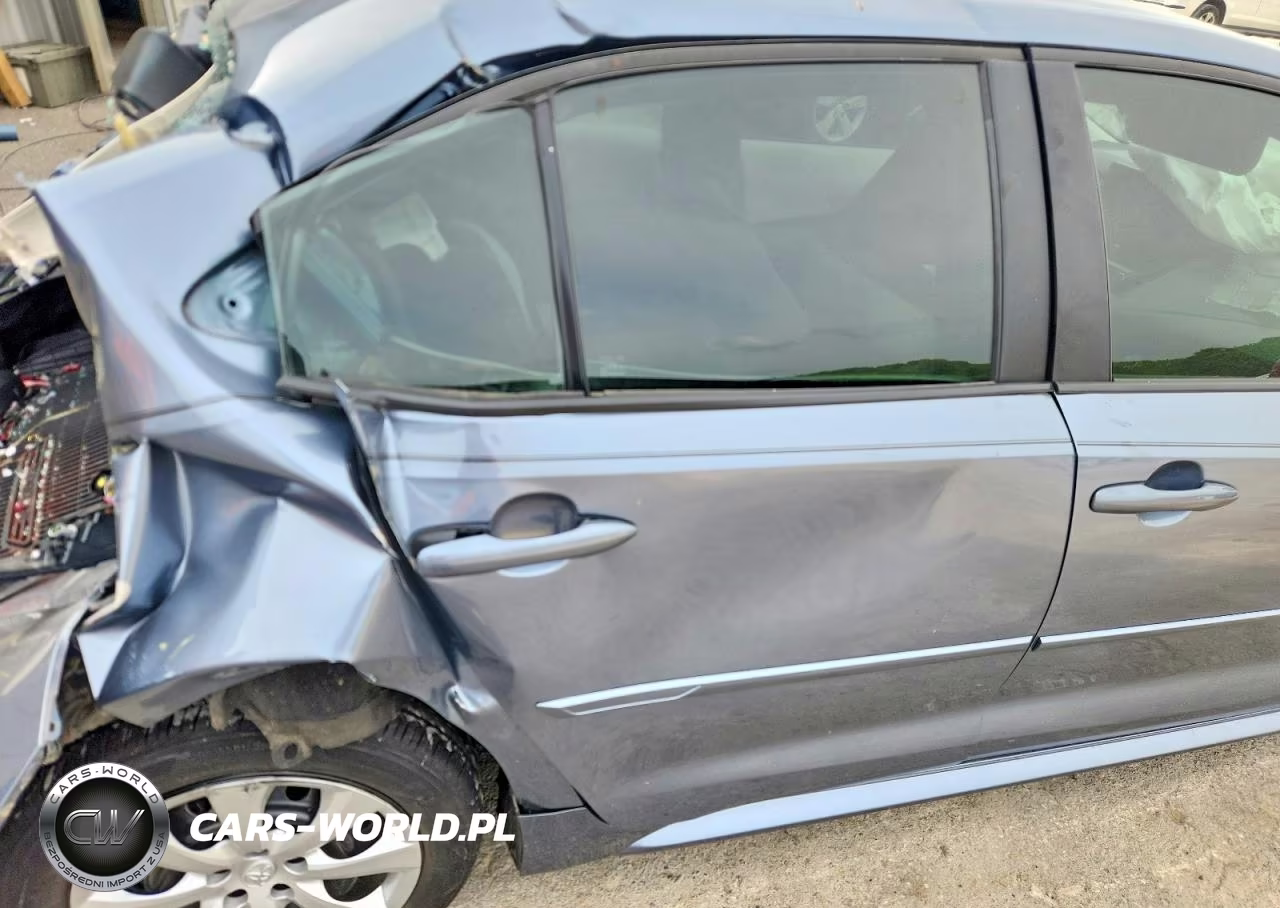 2024 Toyota Corolla Le VIN:5YFB4MDE6RP162678 - 10