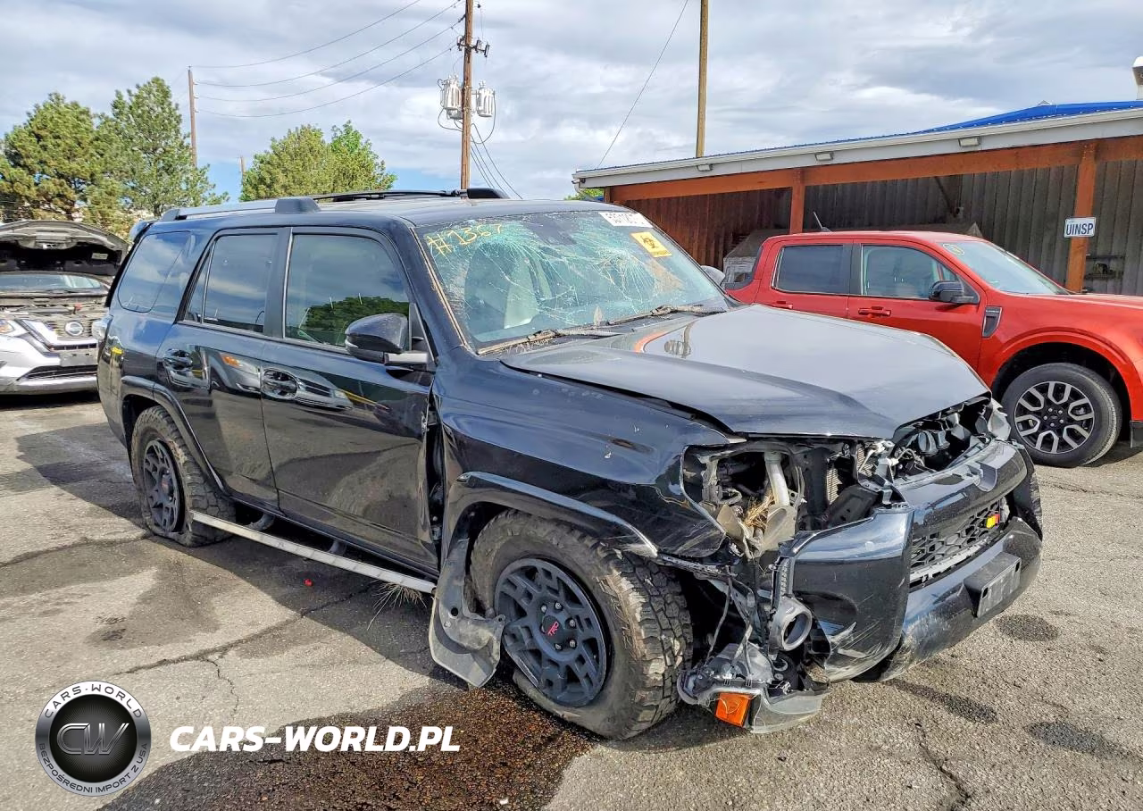 2020 Toyota 4 Runner VIN:JTEBU5JR7L5773199 - 4