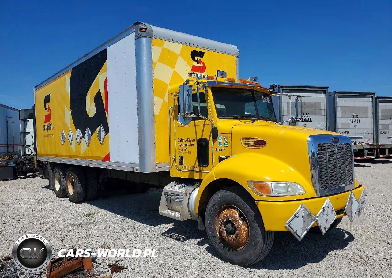 2007 Peterbilt 340 - Box Truck