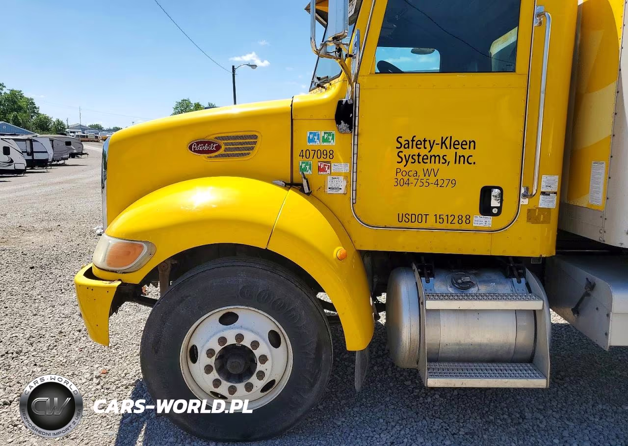 2007 Peterbilt 340 - Box Truck VIN:2NPRLZ9X57M733363 - 9