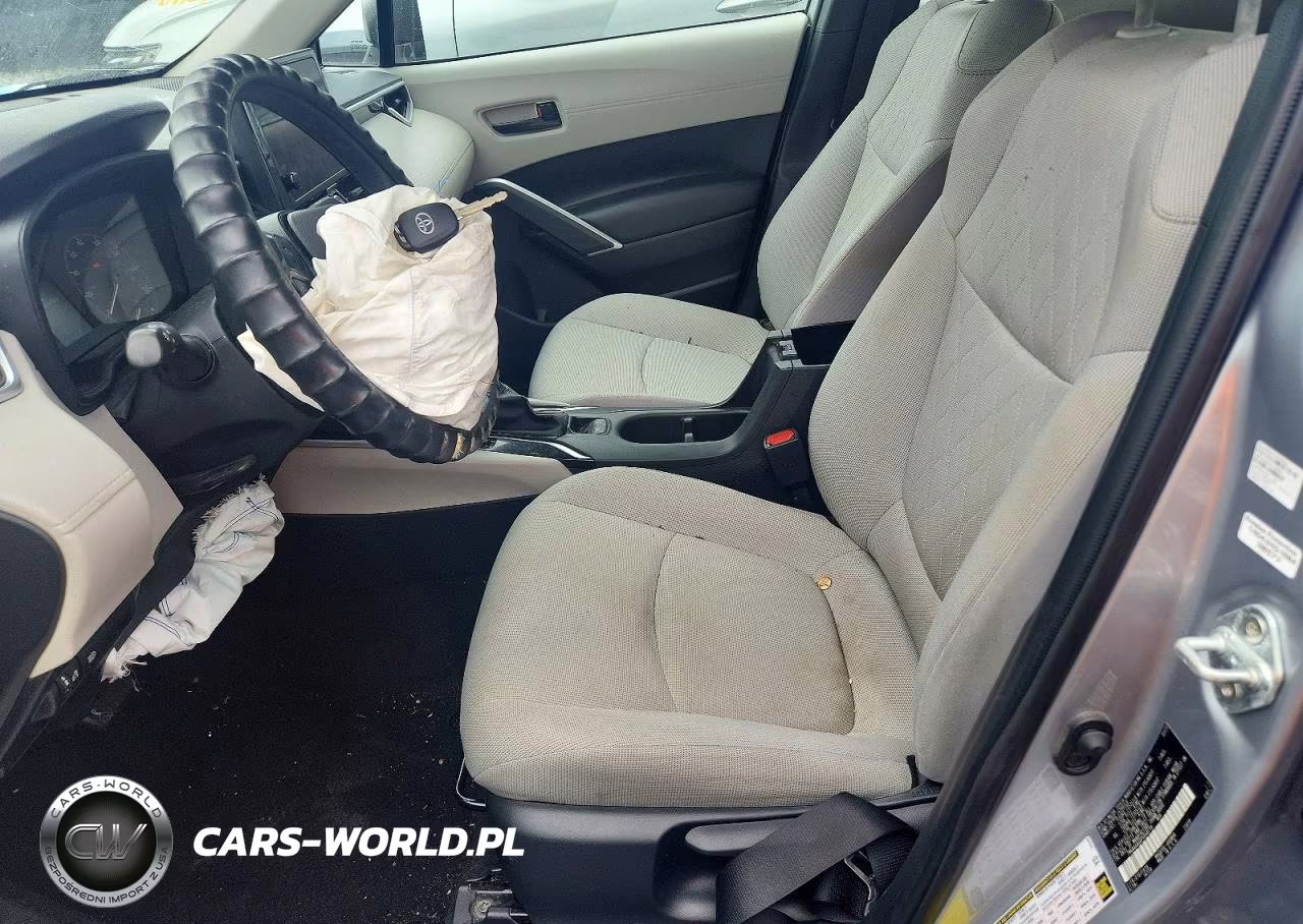 2023 Toyota Corolla Cross L VIN:7MUAAAAG6PV049719 - 7