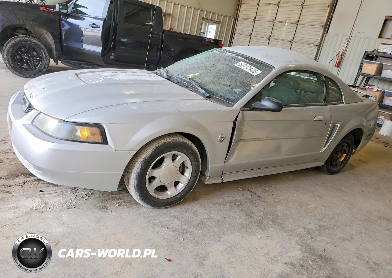 2004 Ford Mustang