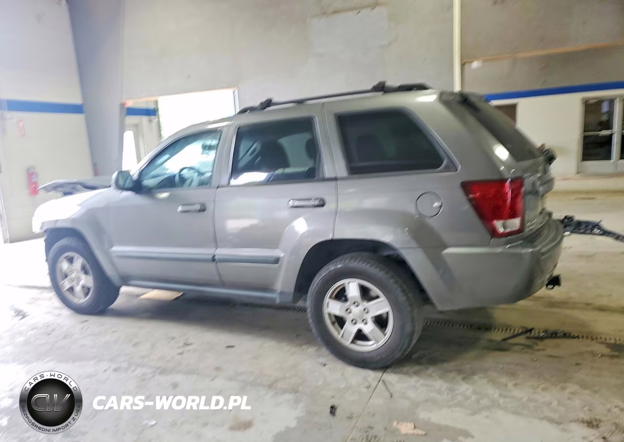2007 Jeep Grand Cherokee Laredo VIN:1J8GR48K17C565344 - 2