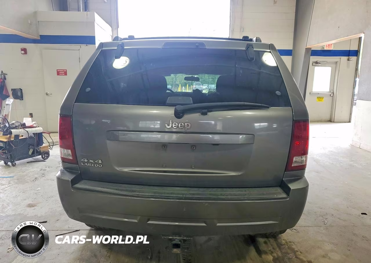 2007 Jeep Grand Cherokee Laredo VIN:1J8GR48K17C565344 - 6