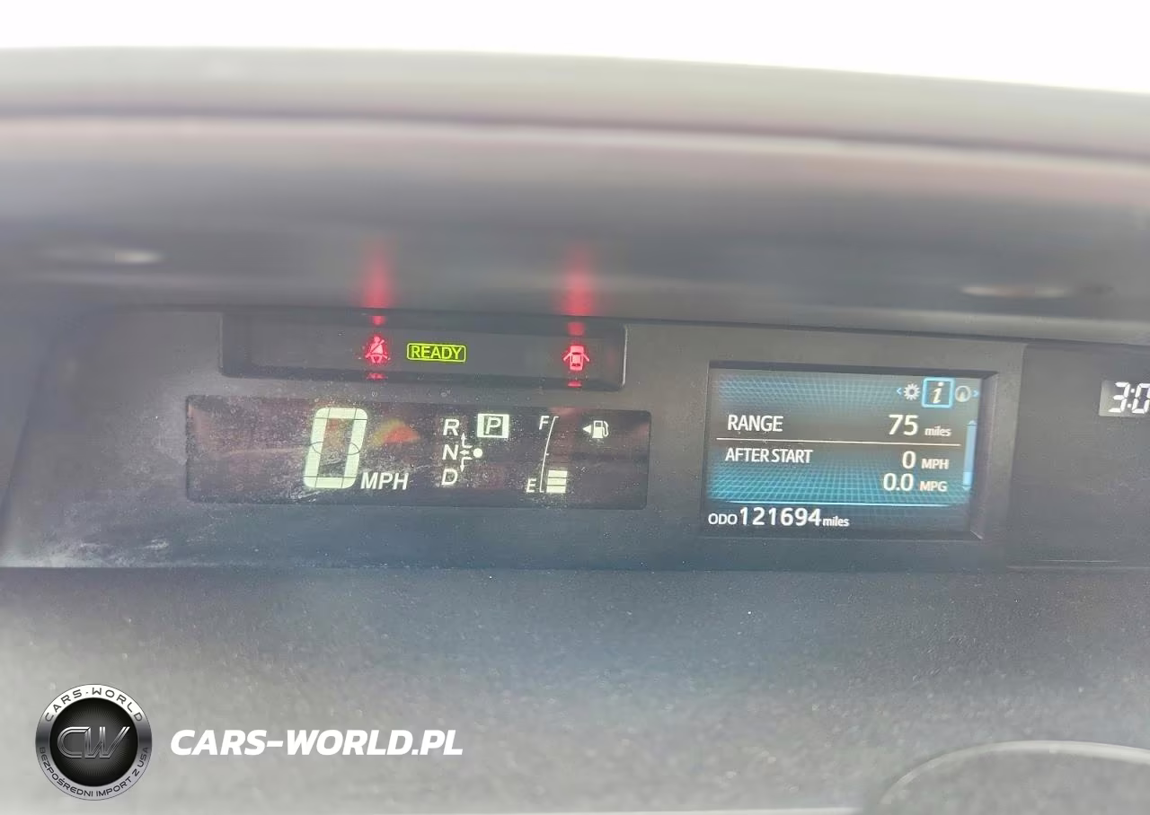2016 Toyota Prius V Four VIN:JTDZN3EU5GJ045008 - 9