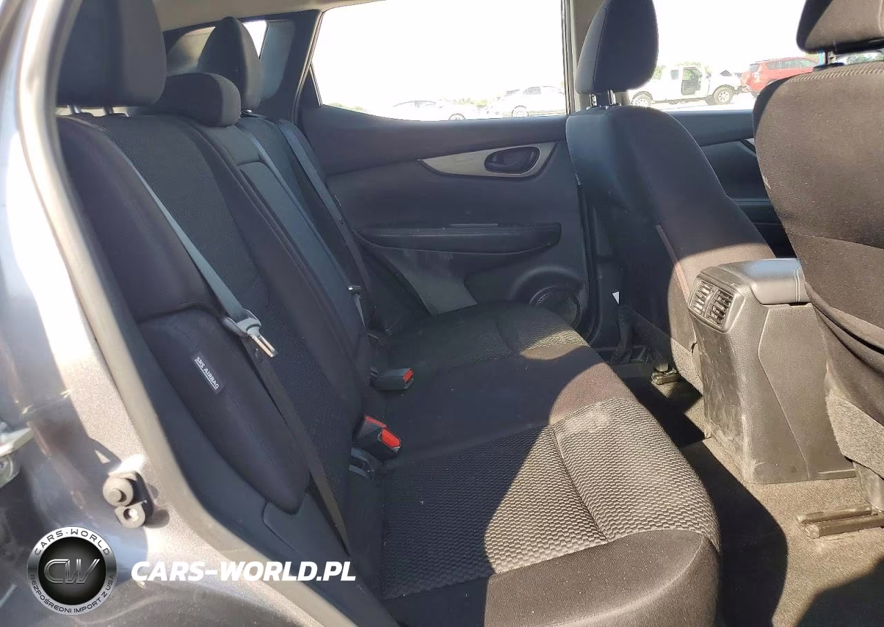 2020 Nissan Rogue Sport S VIN:JN1BJ1CV9LW261599 - 11