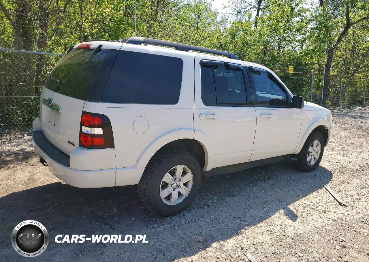 2010 Ford Explorer Xlt VIN:1FMEU7DE5AUA73167 - 3
