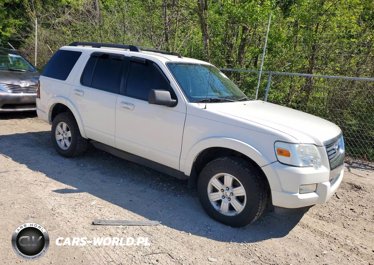 2010 Ford Explorer Xlt VIN:1FMEU7DE5AUA73167 - 4