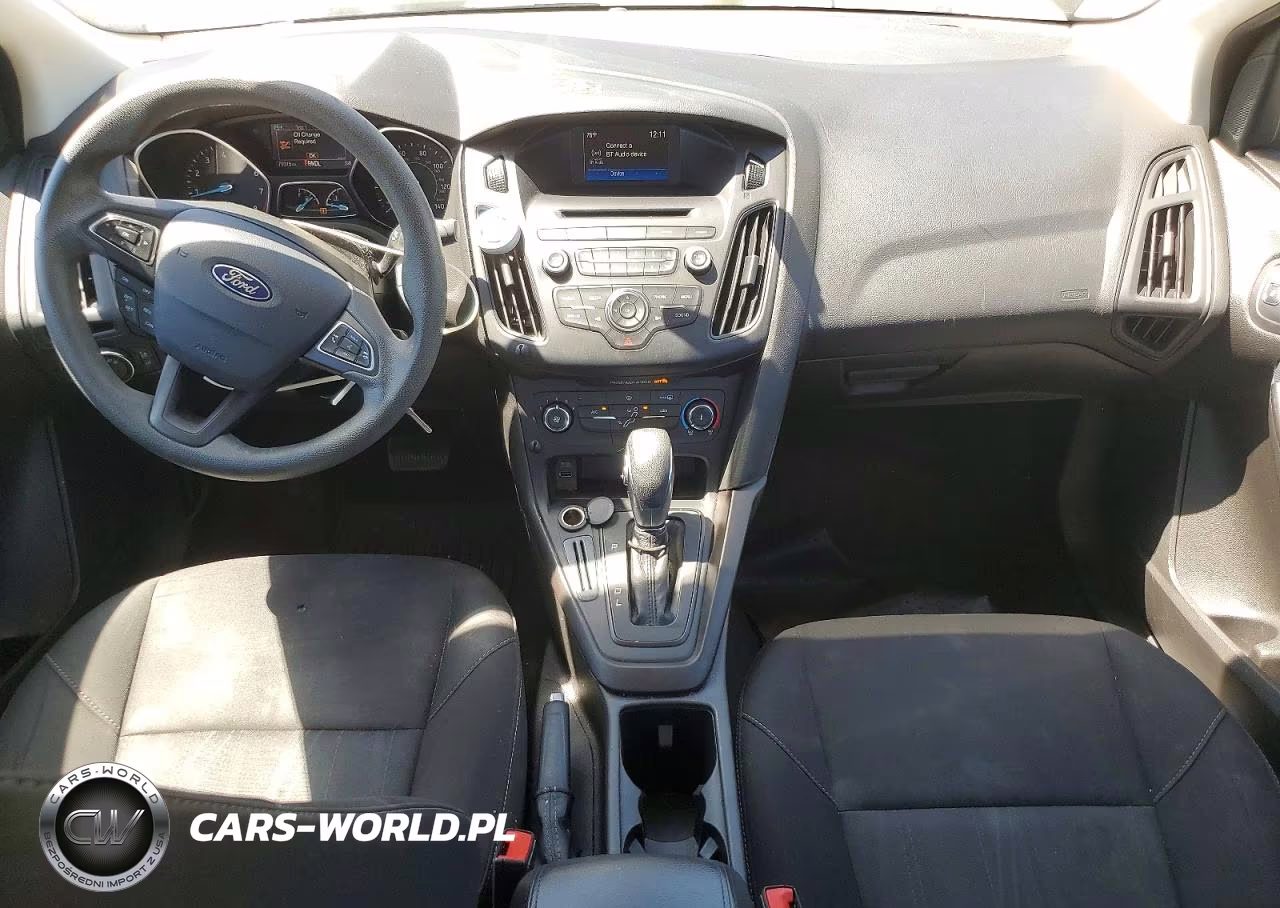 2017 Ford Focus Se VIN:1FADP3F27HL336672 - 8