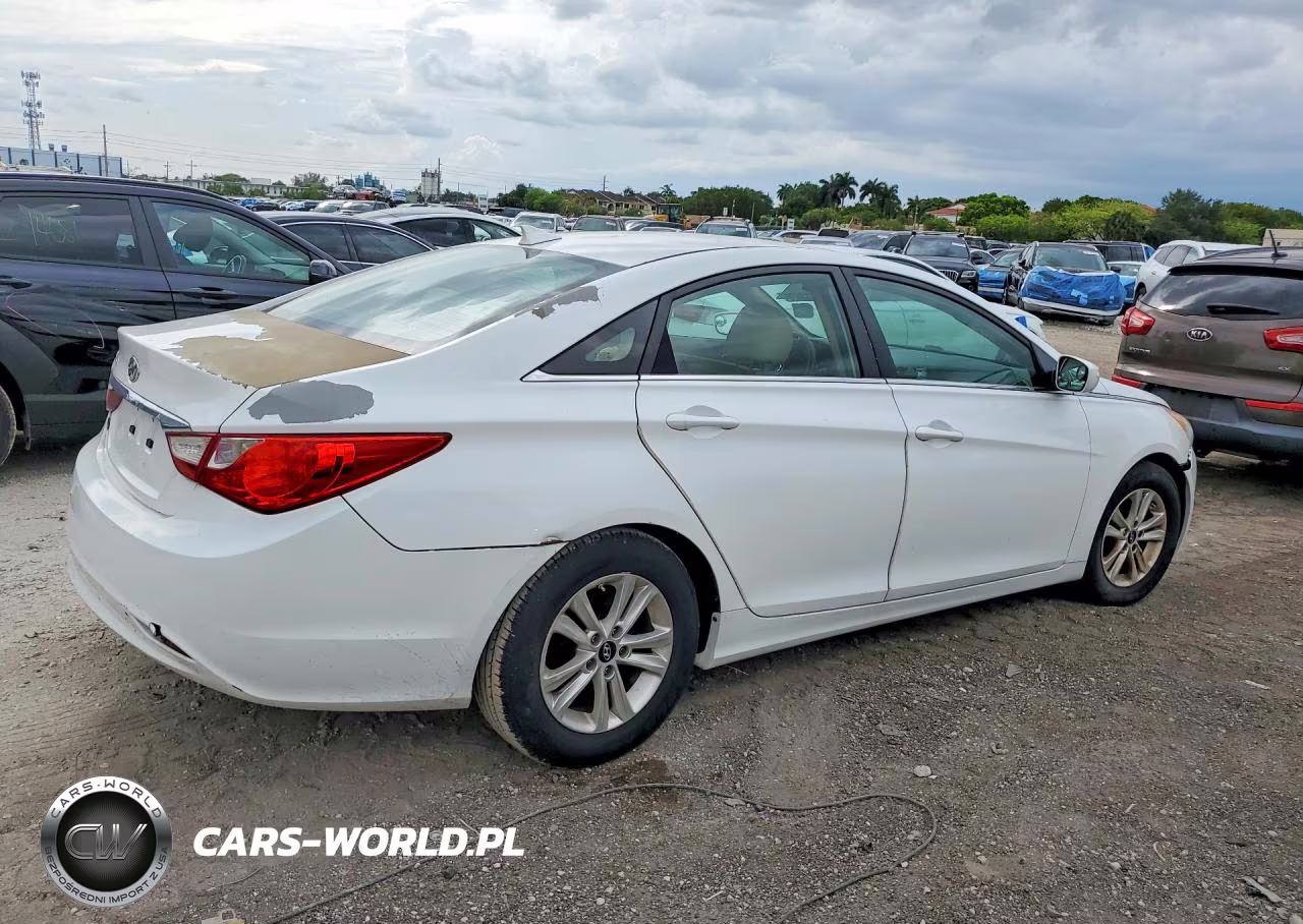 2013 Hyundai Sonata Gls VIN:5NPEB4AC7DH670377 - 3