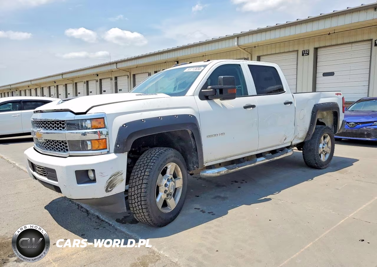 CHEVROLET SILVERADO – zdjęcie 1 z 12