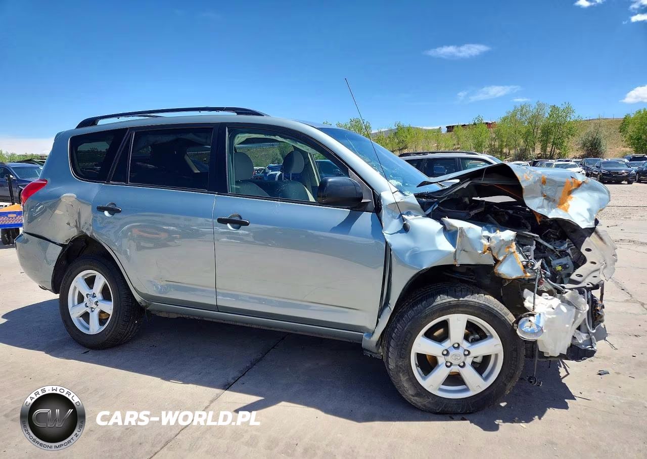 2008 Toyota Rav4 Base VIN:JTMBD33V786070142 - 4