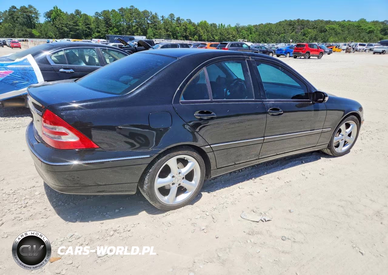 2004 Mercedes-Benz C 230K Sport Sedan VIN:WDBRF40J14F552629 - 3
