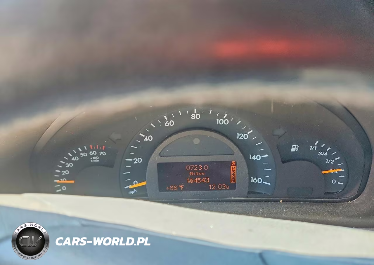 2004 Mercedes-Benz C 230K Sport Sedan VIN:WDBRF40J14F552629 - 9