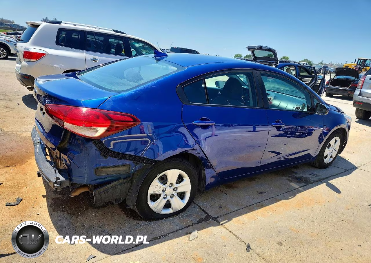 2018 Kia Forte Lx VIN:3KPFL4A72JE194365 - 3