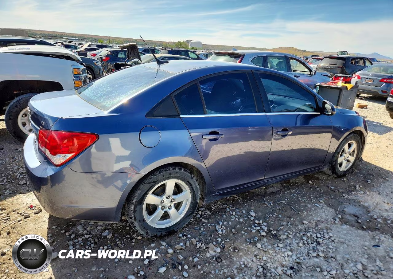 2014 Chevrolet Cruze Lt VIN:1G1PC5SB5E7105996 - 3