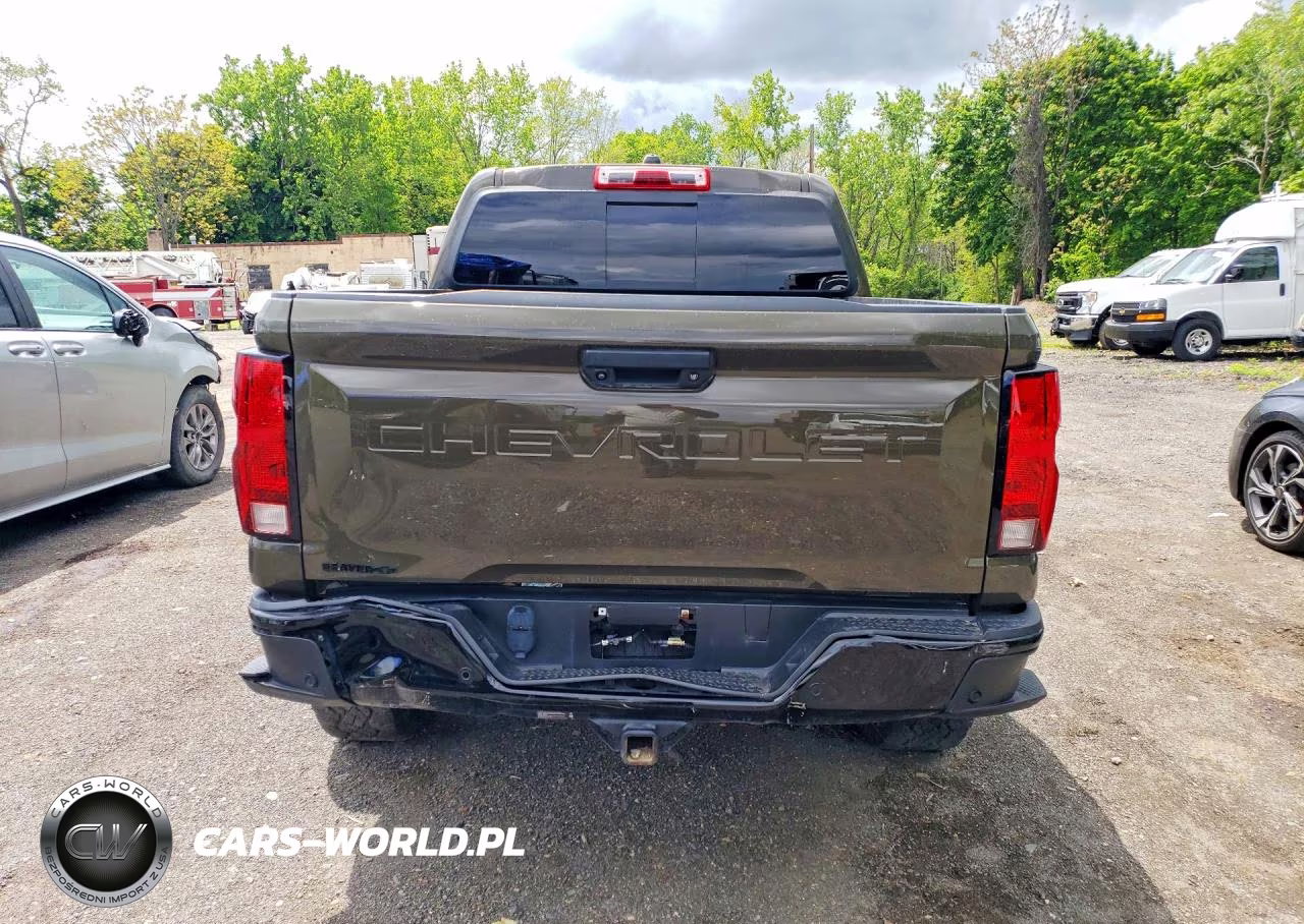 2023 Chevrolet Colorado Trail Boss VIN:1GCPTEEK9P1139013 - 6