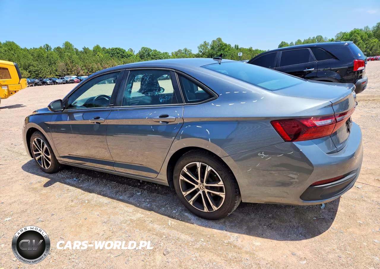 2025 Volkswagen Jetta Sport VIN:3VWBX7BU1SM030960 - 2
