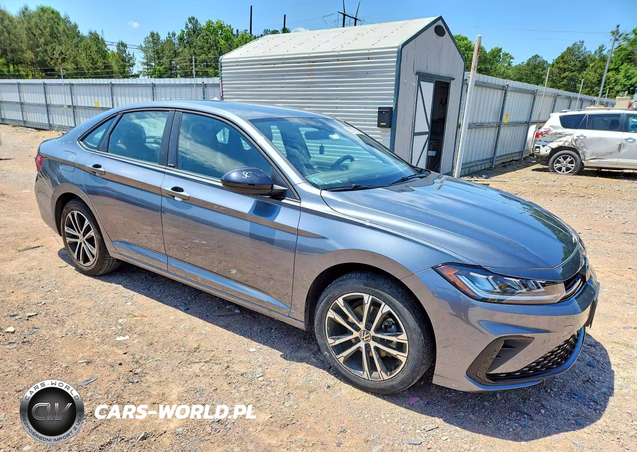 2025 Volkswagen Jetta Sport VIN:3VWBX7BU1SM030960 - 4