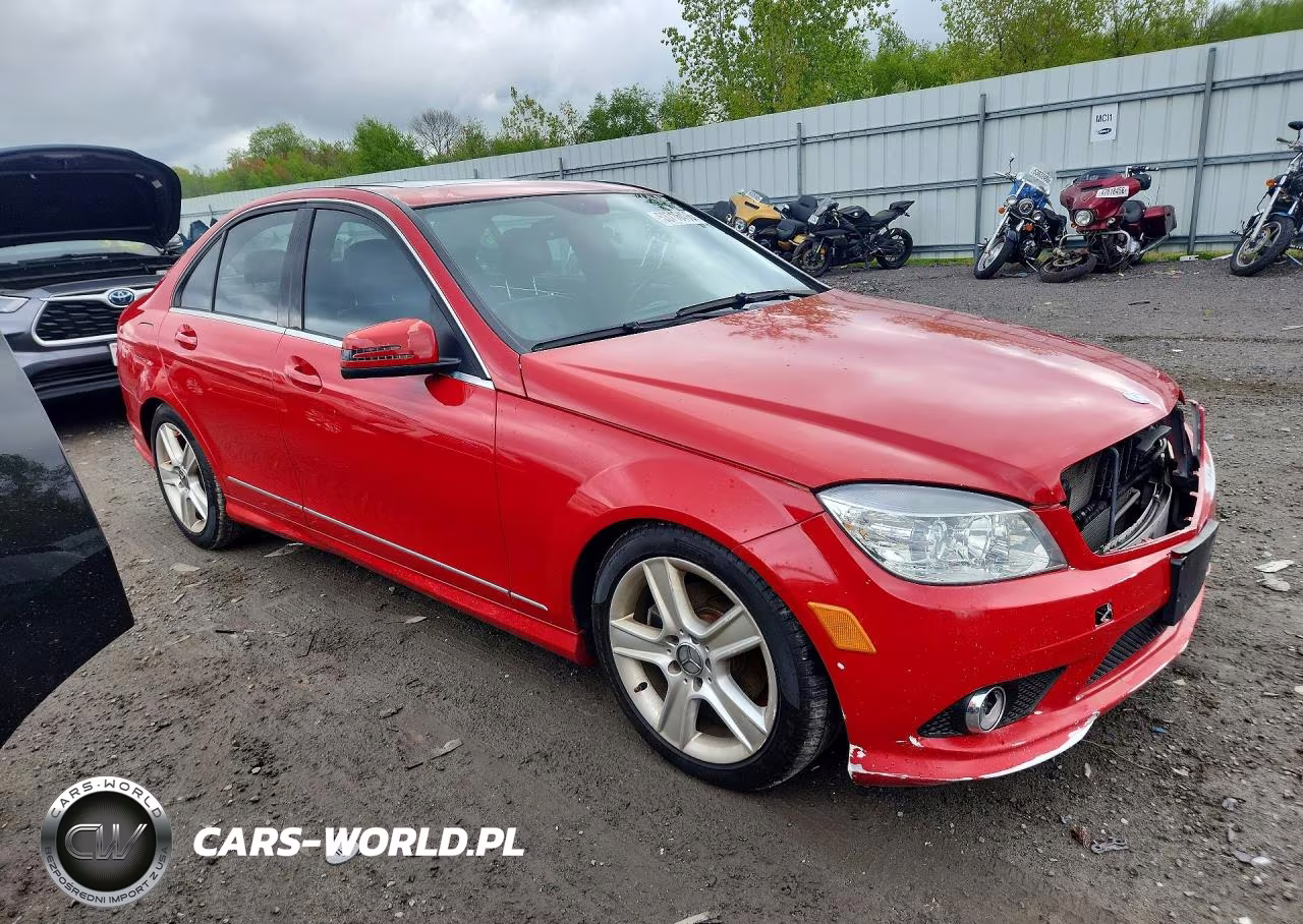 2010 Mercedes-Benz C 300 4Matic VIN:WDDGF8BB1AR124193 - 4