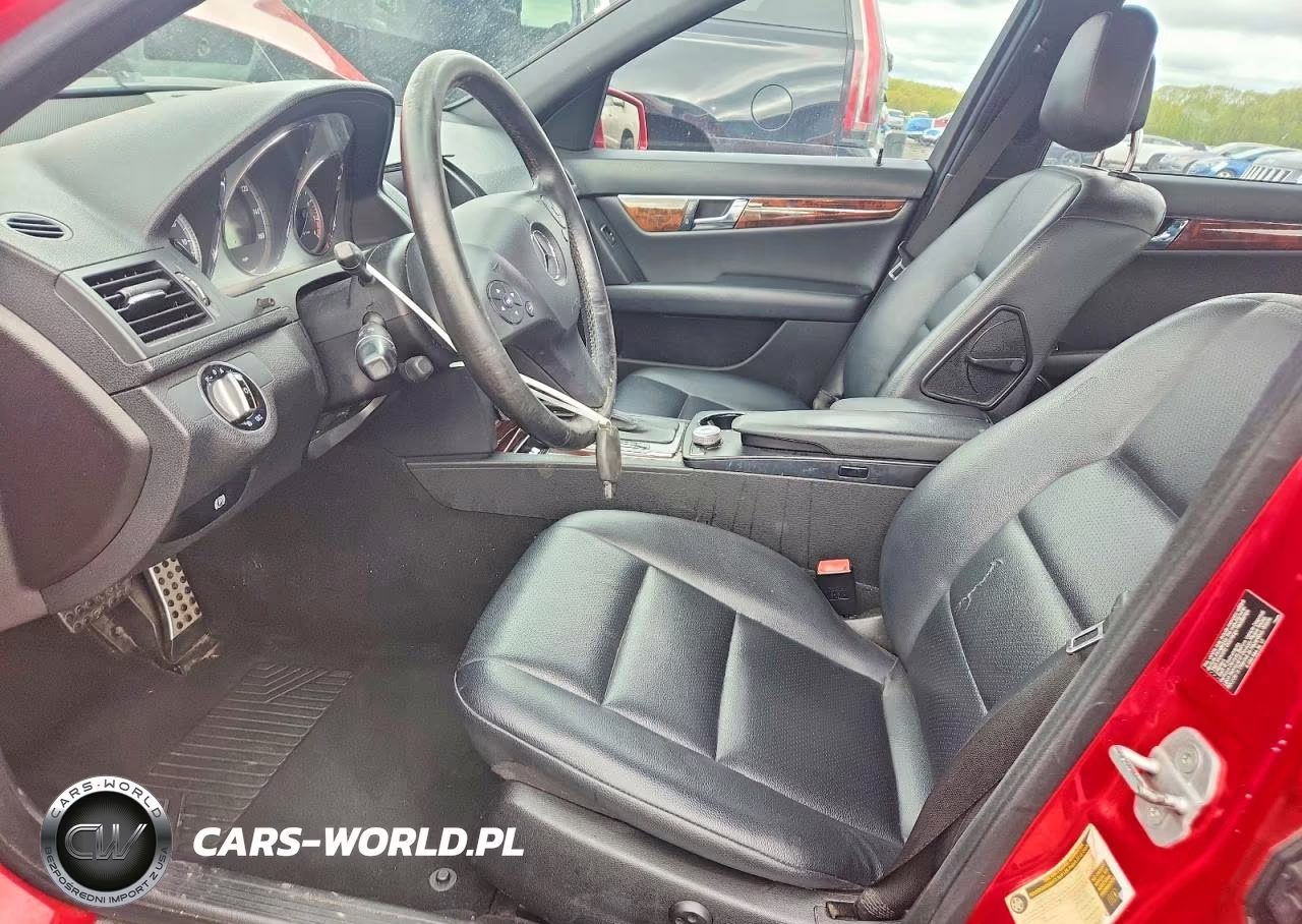 2010 Mercedes-Benz C 300 4Matic VIN:WDDGF8BB1AR124193 - 7