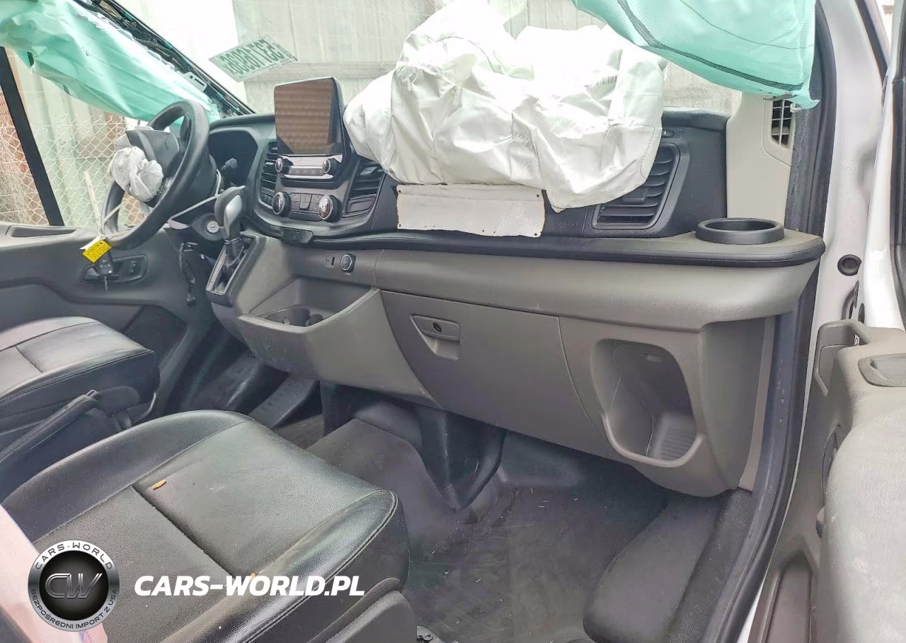 2020 Ford Transit 350 Refrigerated Delivery Van VIN:1FTBW1Y81LKA49742 - 8