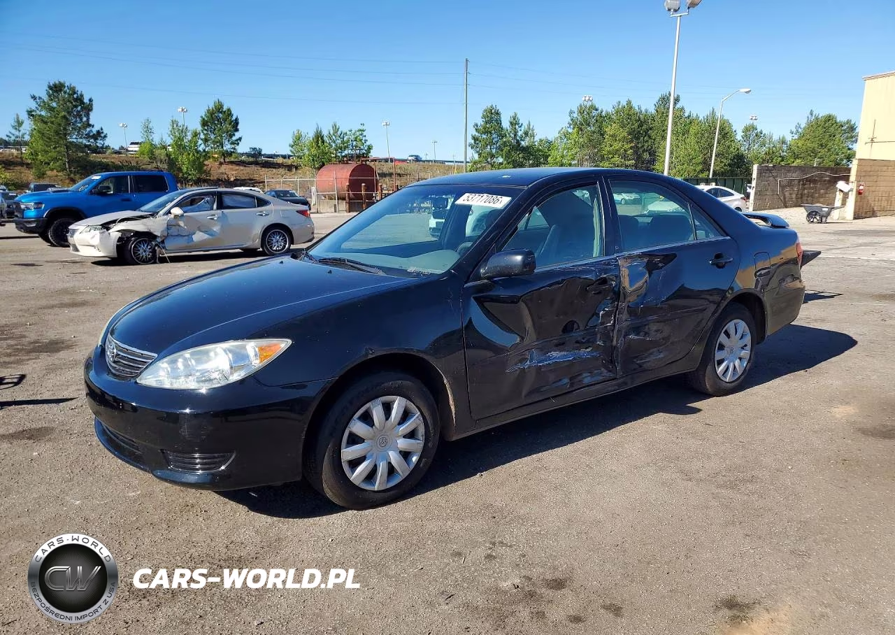 2005 Toyota Camry Le