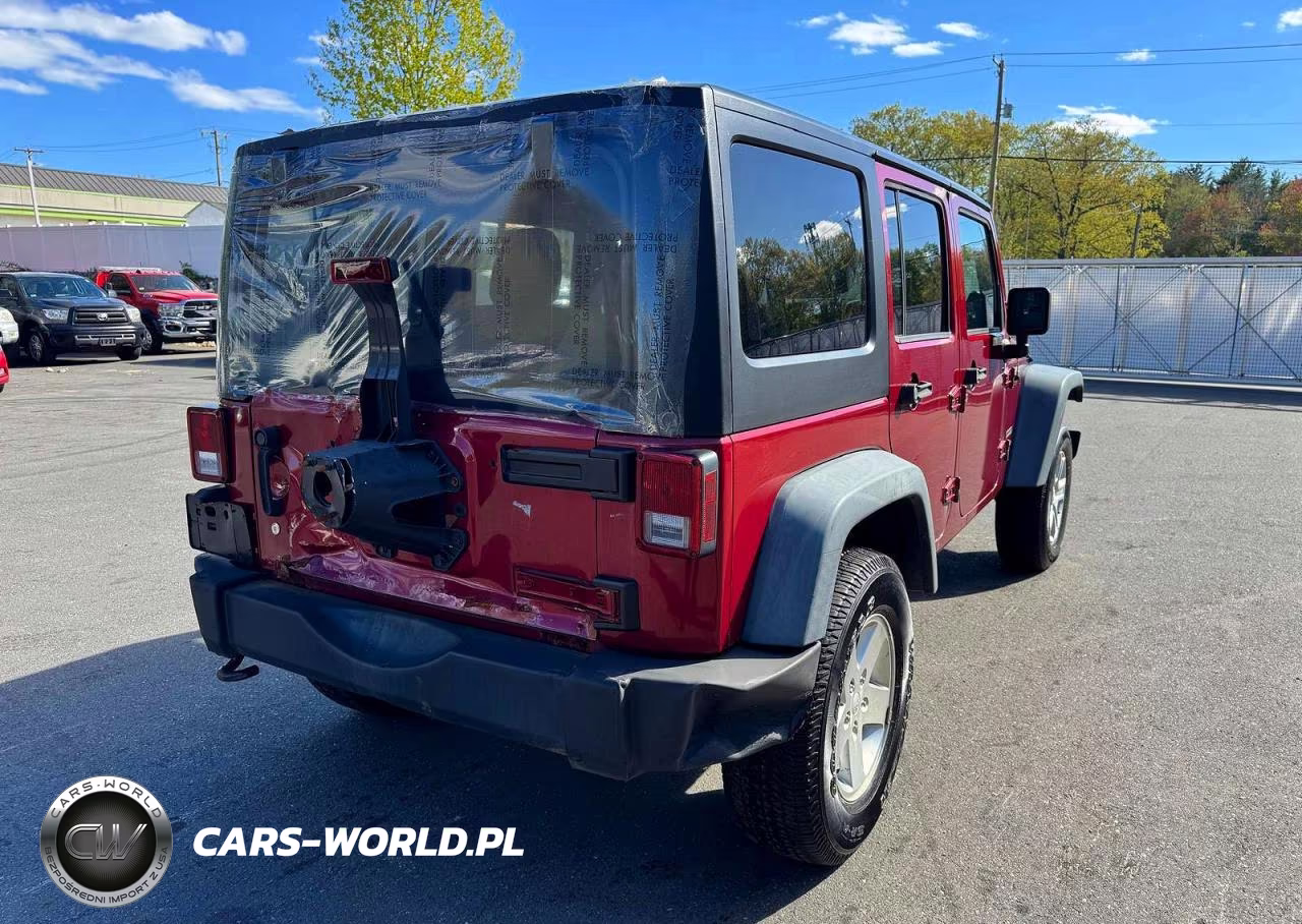 2012 Jeep Wrangler Unlimited Sport VIN:1C4BJWDG0CL121971 - 3