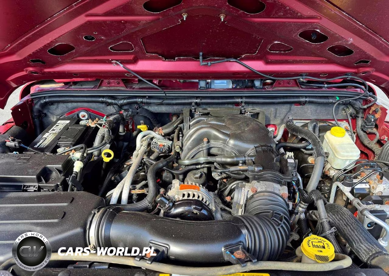 2012 Jeep Wrangler Unlimited Sport VIN:1C4BJWDG0CL121971 - 9